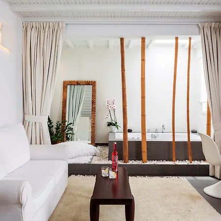 ホテル オストラコ スイーツ Mykonos Town