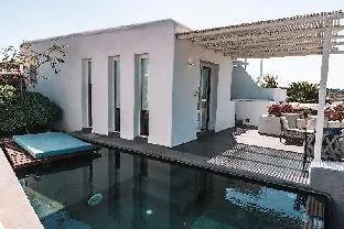 فندق أجنحة أوستراكو 4*