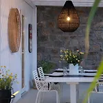 Ostraco Hotel Mykonos Town