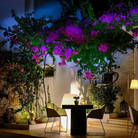 Ostraco Hotel 4*