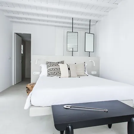 Ostraco 4* Mykonos Town