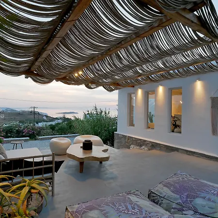 Ostraco Hotel