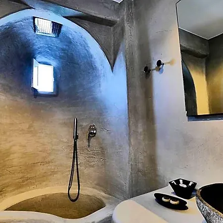 Ostraco 4* Mykonos Town