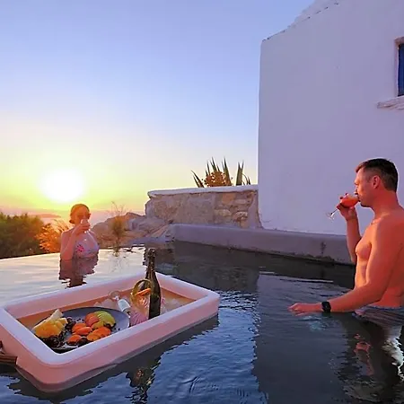 Ostraco Hotel 4*