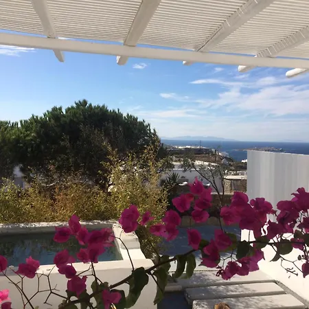 Ostraco Hotel